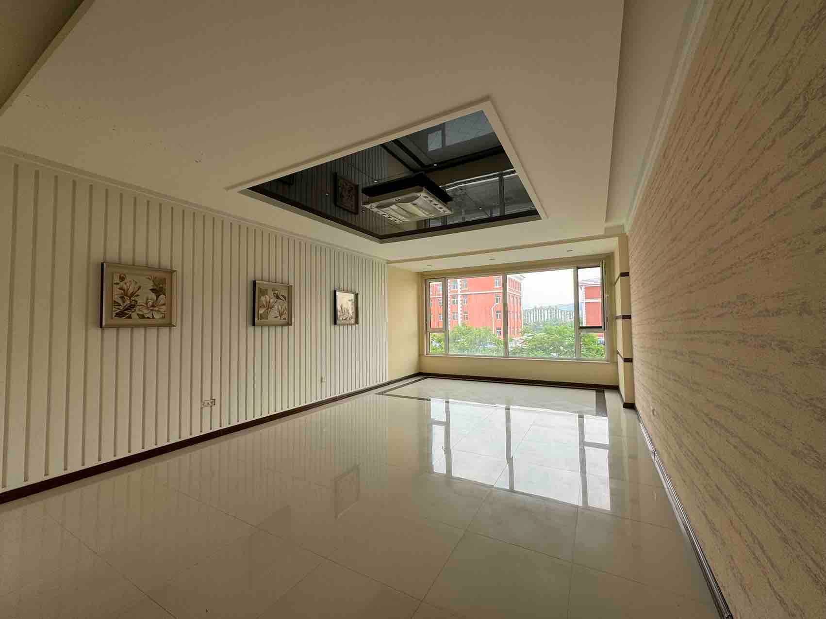 出售松韵园3楼步梯