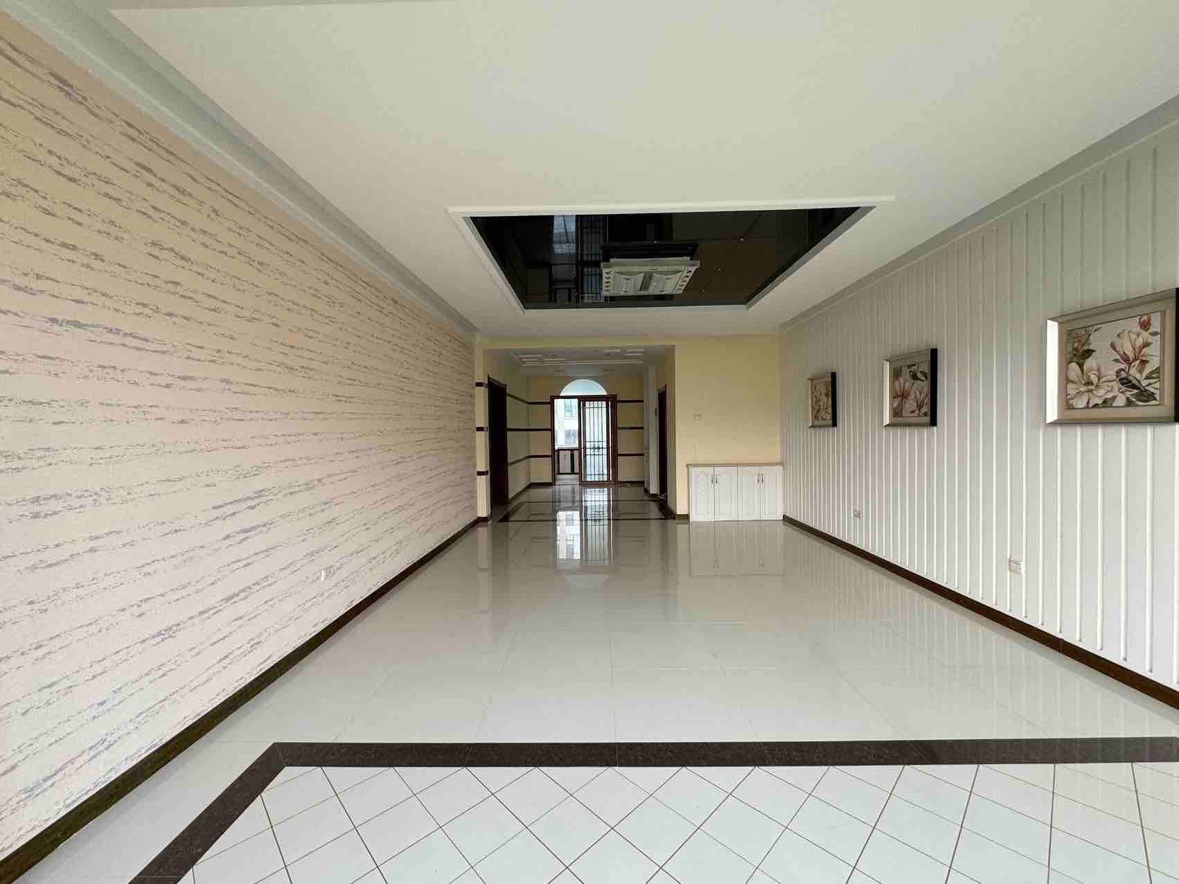 出售松韵园3楼步梯