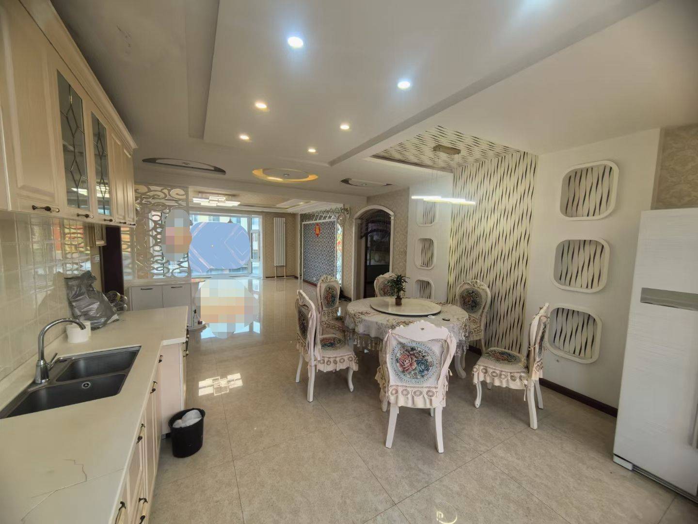 出售星河湾小区3楼