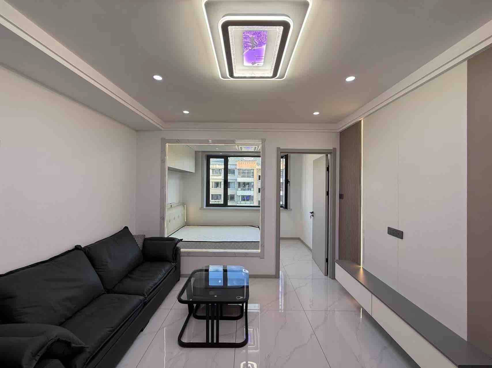 南郡B区5楼低价急售