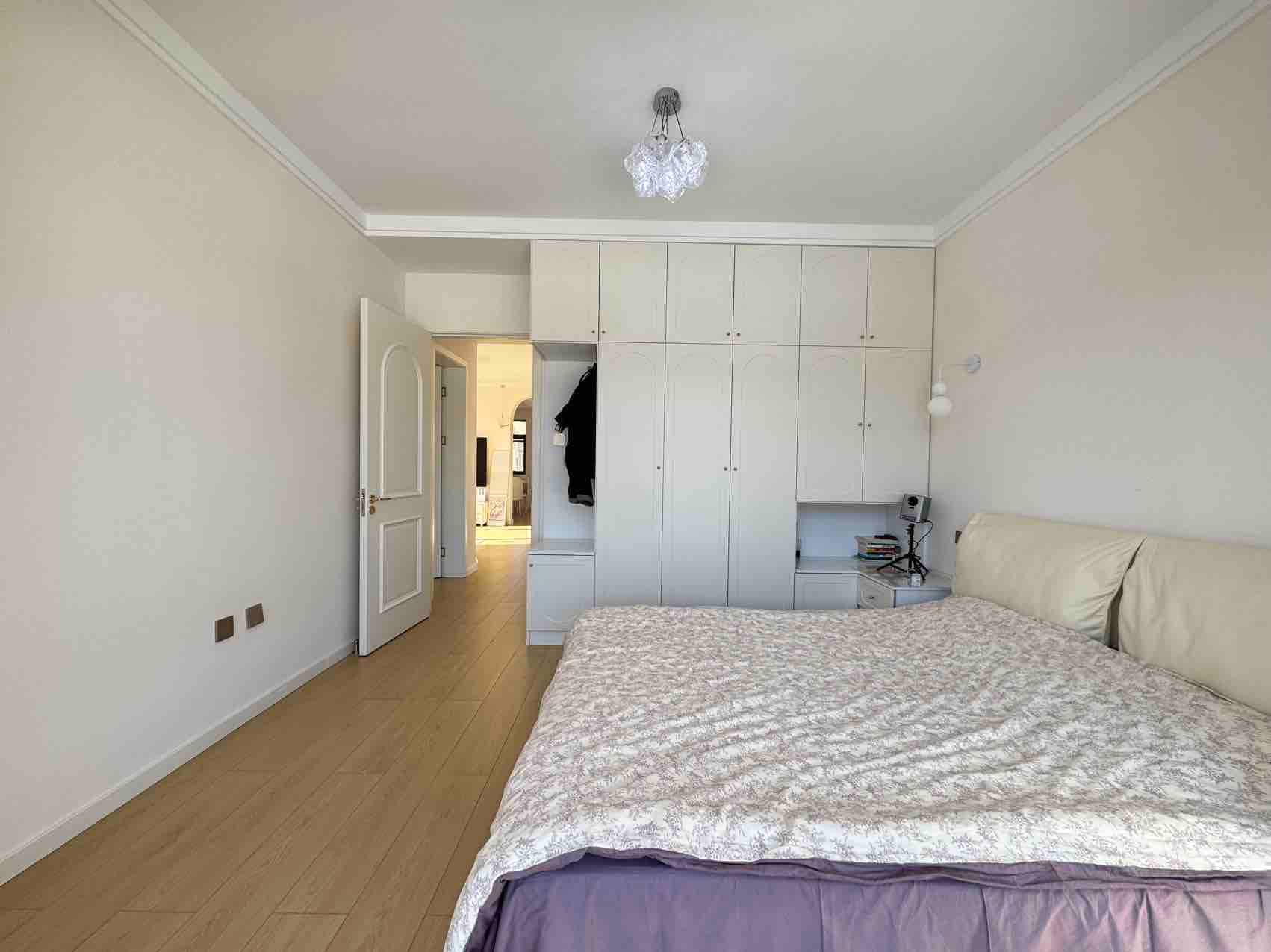 出售林都御景电梯房