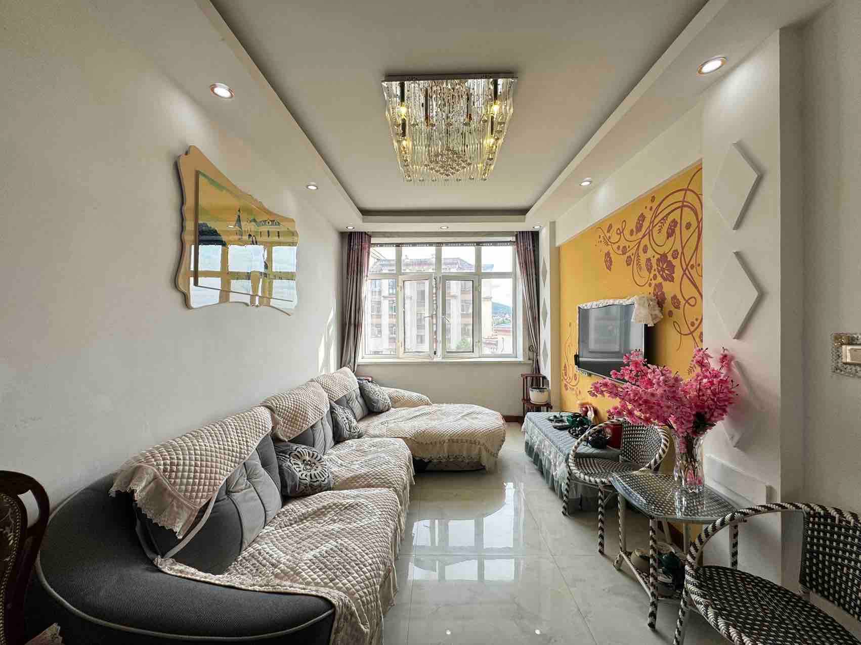 出售翠湖新城4楼