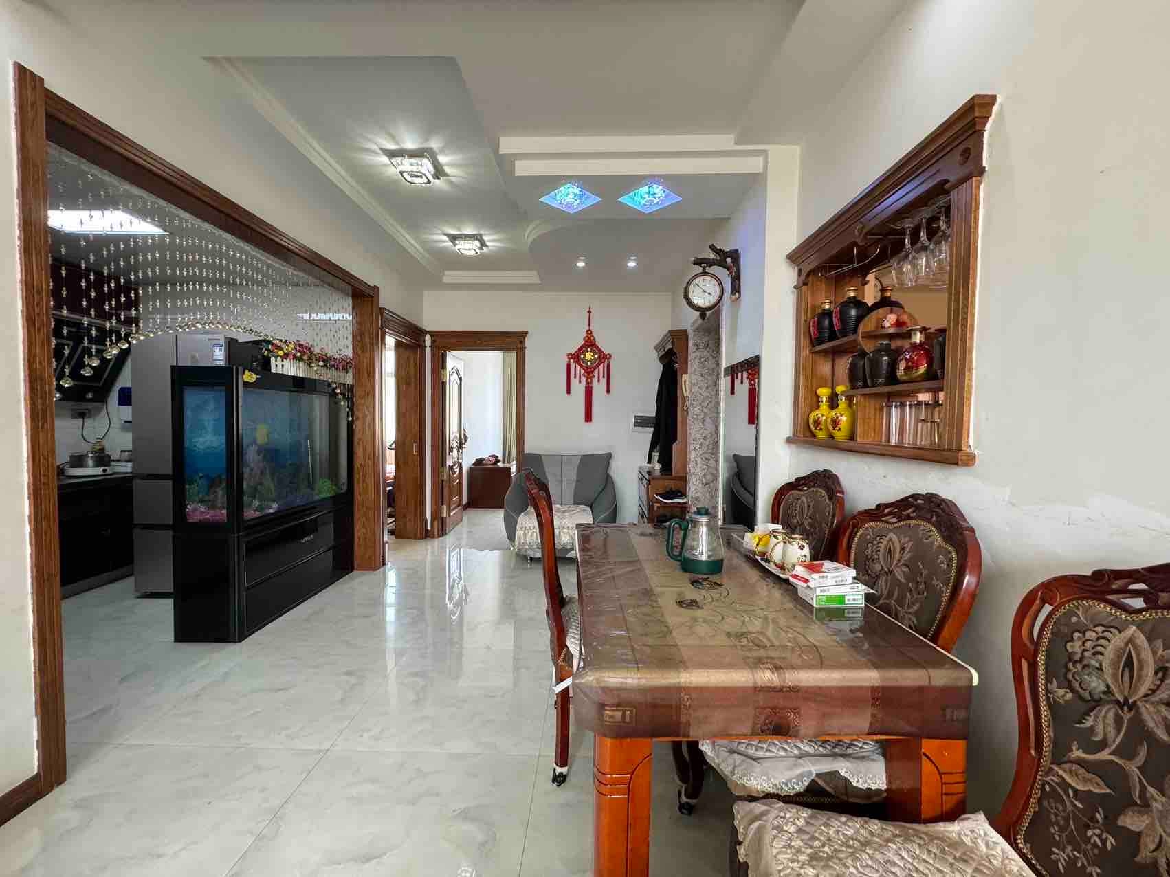 出售翠湖新城4楼