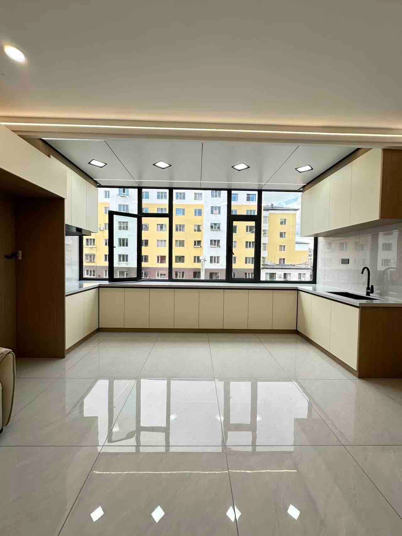 出售红升二区3楼